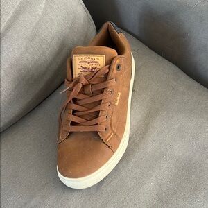 Levi's Brown Suede Sneakers